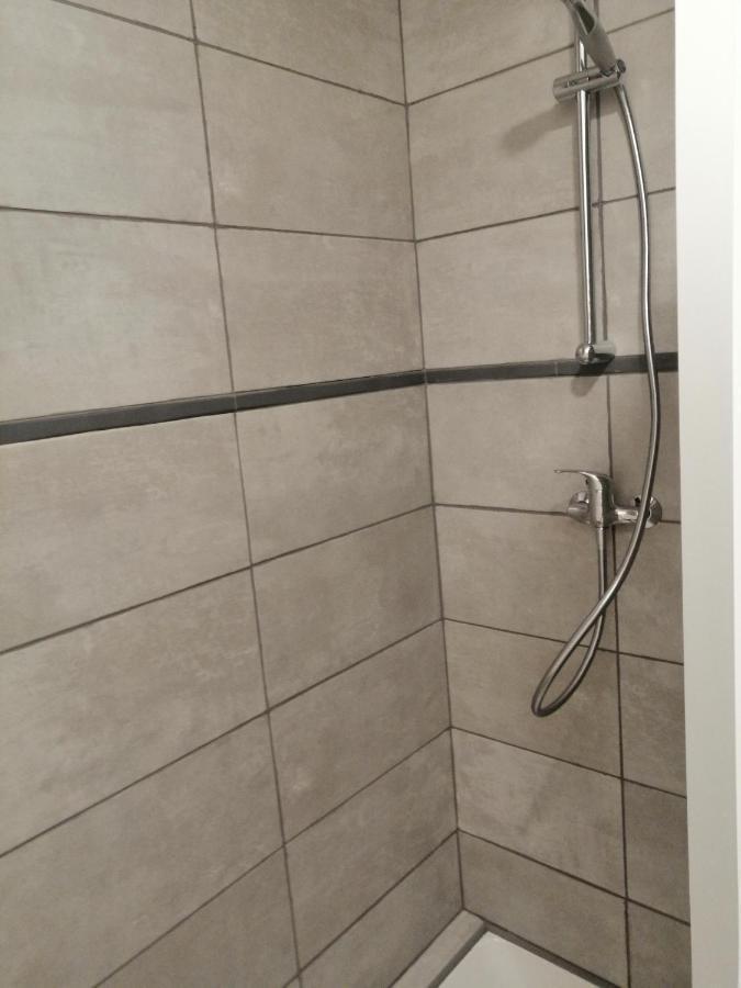 Joyeuse, Superbe Appartement D'Environs 30M2. Exterior foto
